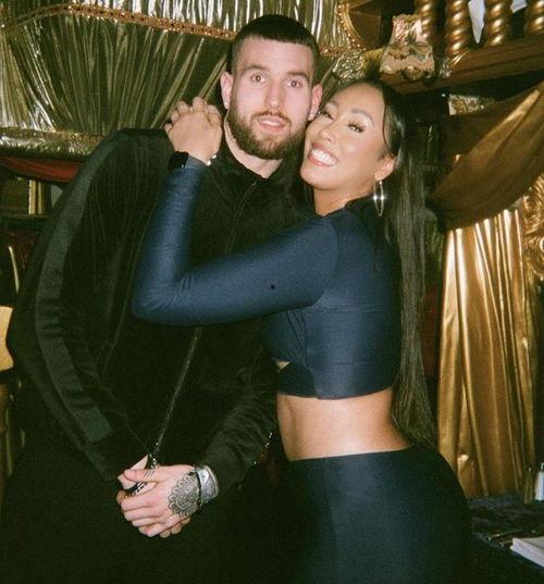 爱情岛(美国版) 第二季,激情再燃，情感纠葛升级  第2张