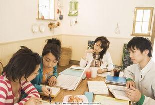 大学新生的秘密生活